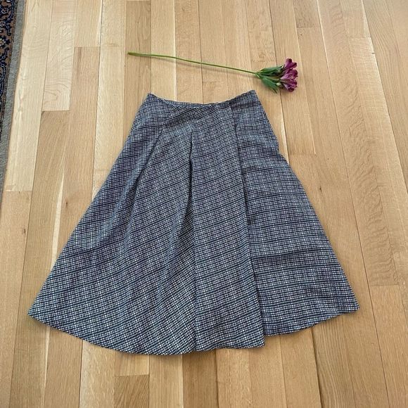 Anthropologie Dresses & Skirts - 🎉HP🎉Mid-length skirt from Anthropologie